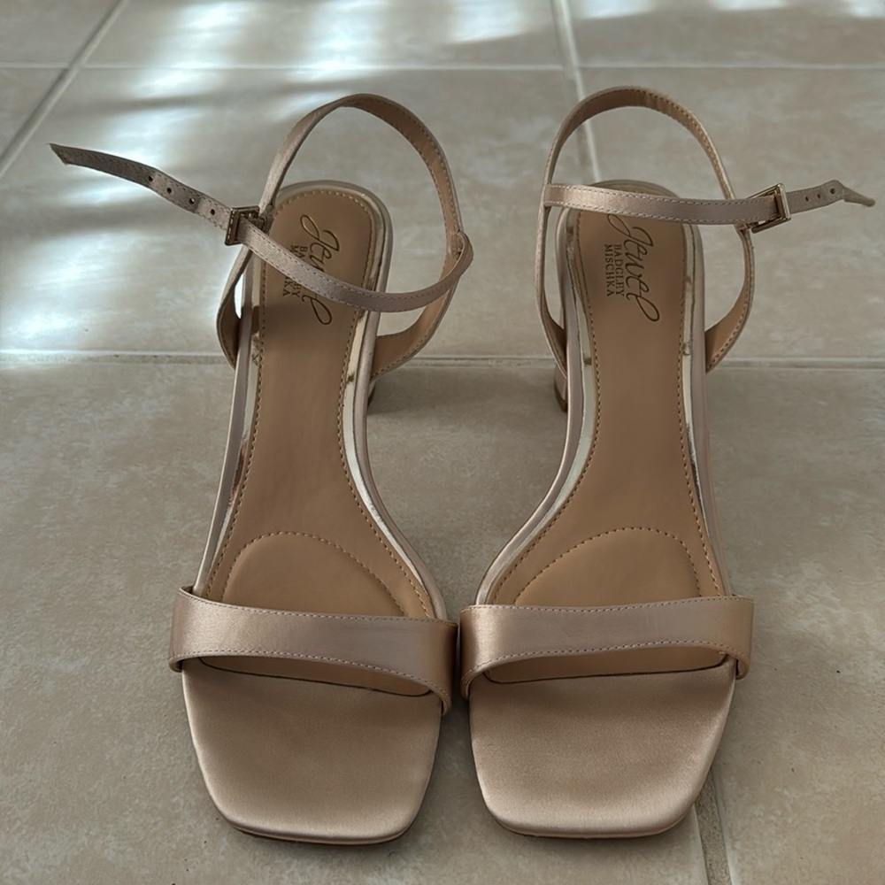 Badgley Mischka champagne satin heels.